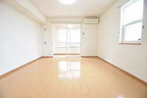 のマンスリーマンション・ウィークリーマンション「ミニョン・ジュメル 106・洋室(No.1323358)」メイン画像