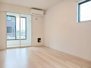 のマンスリーマンション・ウィークリーマンション「レーヴ・アビタシオン　Ⅰ 103・洋室(No.1323398)」メイン画像