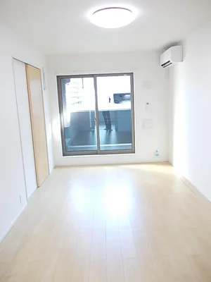 のマンスリーマンション・ウィークリーマンション「ソルテ・カトレア 303・洋室(No.1323460)」メイン画像