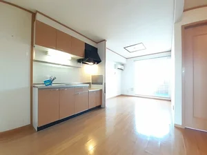 のマンスリーマンション・ウィークリーマンション「プリムローズＢ 202・洋室(No.1323534)」メイン画像