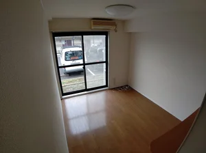 のマンスリーマンション・ウィークリーマンション「レオパレス安堀 106(No.1323595)」メイン画像