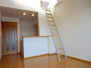 のマンスリーマンション・ウィークリーマンション「メゾン・ド・花水木　壱番館 201・洋室(No.1324174)」メイン画像