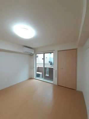 のマンスリーマンション・ウィークリーマンション「メゾン　フロ－ラ 102・洋室(No.1324326)」メイン画像