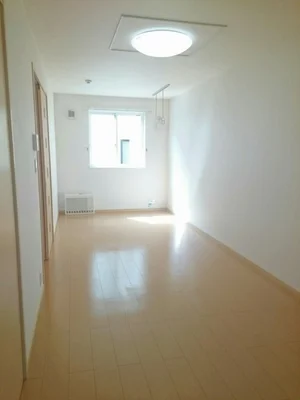 のマンスリーマンション・ウィークリーマンション「ピュア　ソレイユＳ 102・洋室(No.1325574)」メイン画像