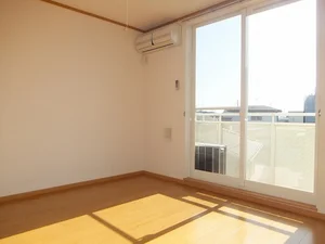 のマンスリーマンション・ウィークリーマンション「ライフサ－クルｐａｒｔ１５ 102・洋室(No.1325630)」メイン画像