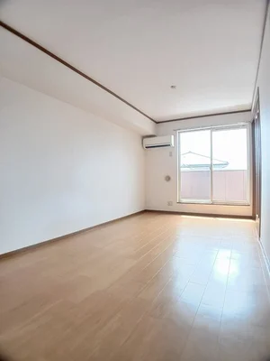 のマンスリーマンション・ウィークリーマンション「メゾン・オー　スリー 201・洋室(No.1325699)」メイン画像