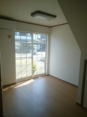 のマンスリーマンション・ウィークリーマンション「エステル　Ａ 102・洋室(No.1325777)」メイン画像