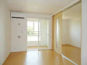 のマンスリーマンション・ウィークリーマンション「カーサ・剱岳１ 202・洋室(No.1325794)」メイン画像