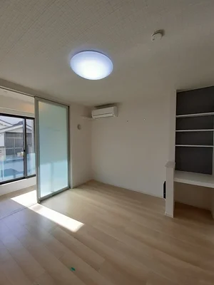 のマンスリーマンション・ウィークリーマンション「Ｍ－ＳＱＵＡＲＥ 102・洋室(No.1325854)」メイン画像