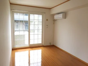 のマンスリーマンション・ウィークリーマンション「マルグリットⅠ 102・洋室(No.1325886)」メイン画像