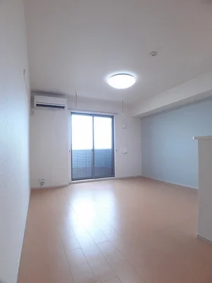 のマンスリーマンション・ウィークリーマンション「シャン・ノール　ⅩⅠ 103・洋室(No.1325894)」メイン画像