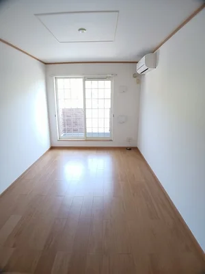 広島県のマンスリーマンション・ウィークリーマンション「ソレイユ１番館 203・洋室(No.1325965)」メイン画像