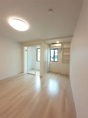 のマンスリーマンション・ウィークリーマンション「リラッサンテ 101・洋室(No.1326030)」メイン画像