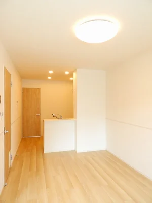 のマンスリーマンション・ウィークリーマンション「アップフィールド　Ⅰ 102・洋室(No.1326031)」メイン画像