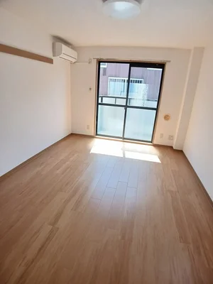 柳井市のマンスリーマンション・ウィークリーマンション「Ｌｉｂｅｒｔｙ 103・洋室(No.1326053)」メイン画像