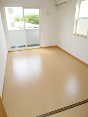 のマンスリーマンション・ウィークリーマンション「ベルソアージュⅠ 102・洋室(No.1326109)」メイン画像