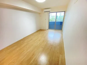 長崎国際大学周辺のマンスリーマンション・ウィークリーマンション「メゾンドソレイユ　Ⅴ 102・洋室(No.1326116)」メイン画像