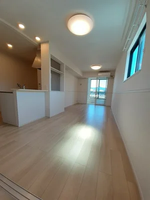 のマンスリーマンション・ウィークリーマンション「グラン・シャリオＫ　Ⅰ 201・洋室(No.1326122)」メイン画像