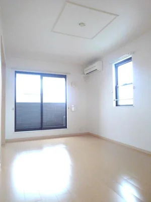 のマンスリーマンション・ウィークリーマンション「コリーナ・デ・ラ・アザリアⅠ 201・洋室(No.1326128)」メイン画像