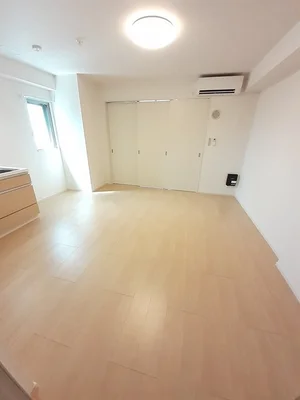 共立女子大学神田一ツ橋キャンパス本館周辺のマンスリーマンション・ウィークリーマンション「ＲＥＳＰＥＣＴ　ＯＮＥ 501・洋室(No.1326151)」メイン画像