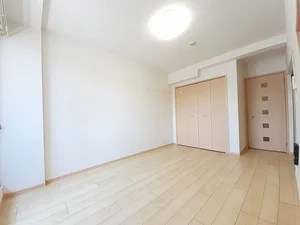 福岡県のマンスリーマンション・ウィークリーマンション「ＣＲＯＳＳ　ＲＩＶＥＲ 301・洋室(No.1326165)」メイン画像