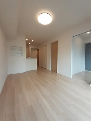 のマンスリーマンション・ウィークリーマンション「レジデンス高田Ｂ 102・洋室(No.1326175)」メイン画像