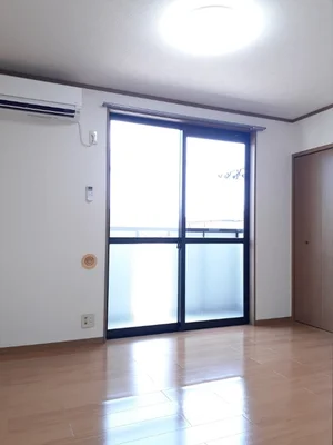 坂之上駅（鹿児島県）のマンスリーマンション・ウィークリーマンション「ＥＴＯＲＮＯ八千代 101・洋室(No.1326178)」メイン画像