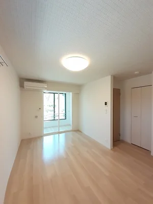 のマンスリーマンション・ウィークリーマンション「アルヴィータＡ 101・洋室(No.1326188)」メイン画像