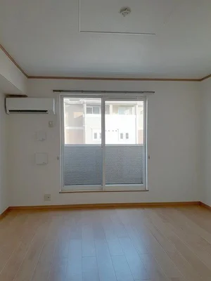 のマンスリーマンション・ウィークリーマンション「プレジオス　Ａ 202・洋室(No.1326193)」メイン画像