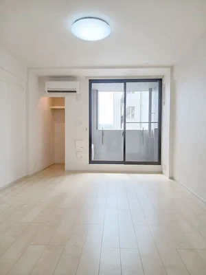 のマンスリーマンション・ウィークリーマンション「シュミネ　キャトル 302・洋室(No.1326204)」メイン画像