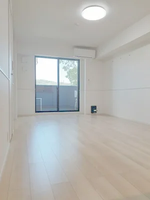 常葉大学静岡草薙キャンパス周辺のマンスリーマンション・ウィークリーマンション「ユーフォリアⅢ 302・洋室(No.1326209)」メイン画像