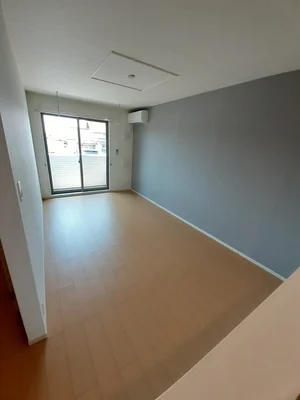 のマンスリーマンション・ウィークリーマンション「ナリッシュⅢ 102・洋室(No.1326272)」メイン画像