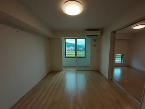 のマンスリーマンション・ウィークリーマンション「レガリアⅠ 202・洋室(No.1326291)」メイン画像