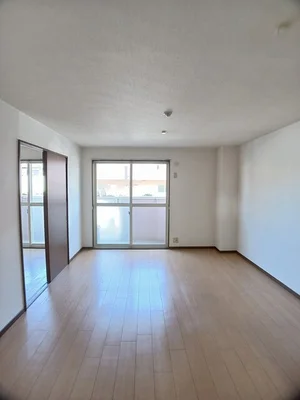 のマンスリーマンション・ウィークリーマンション「エスポワール永吉　Ⅱ 102・洋室(No.1326302)」メイン画像