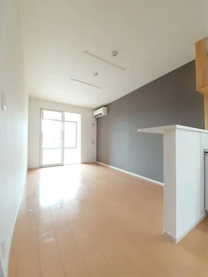 のマンスリーマンション・ウィークリーマンション「ゼフィール新富士 102・洋室(No.1326314)」メイン画像