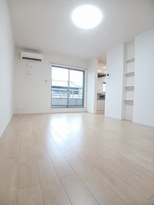 のマンスリーマンション・ウィークリーマンション「プラシード坂本Ａ 204・洋室(No.1326356)」メイン画像