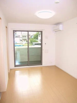 伏石駅（香川県）のマンスリーマンション・ウィークリーマンション「プランタン　ソレイユ 103・洋室(No.1326441)」メイン画像