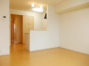 のマンスリーマンション・ウィークリーマンション「ソルディ　ルーチェ 202・洋室(No.1326702)」メイン画像