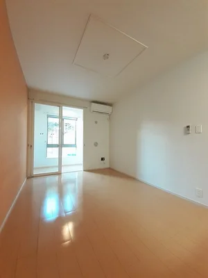 のマンスリーマンション・ウィークリーマンション「ミ　カーサ 103・洋室(No.1326704)」メイン画像