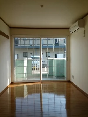 のマンスリーマンション・ウィークリーマンション「プチシャンⅠ 101・洋室(No.1326721)」メイン画像