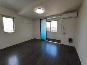 のマンスリーマンション・ウィークリーマンション「エアリーヒル駒生 201・洋室(No.1326778)」メイン画像