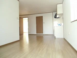 のマンスリーマンション・ウィークリーマンション「ラッフィナートⅡ　（精華町） 201・洋室(No.1327054)」メイン画像