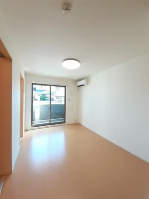 のマンスリーマンション・ウィークリーマンション「ラ・フォーレⅢ 102・洋室(No.1327102)」メイン画像