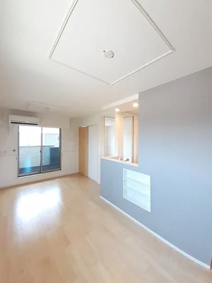 のマンスリーマンション・ウィークリーマンション「ラフォーレⅤ　Ａ 202・洋室(No.1327110)」メイン画像