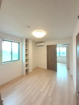 のマンスリーマンション・ウィークリーマンション「ザ・ビレッジグリーン福岡町Ⅱ 101・洋室(No.1327115)」メイン画像