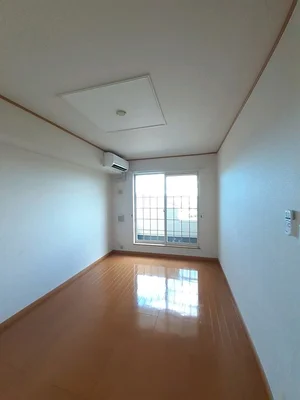 のマンスリーマンション・ウィークリーマンション「カントリー　ビューＢ 203・洋室(No.1327140)」メイン画像