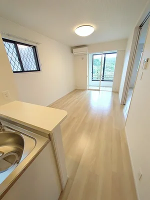 のマンスリーマンション・ウィークリーマンション「アイ　シード　Ⅰ 101・洋室(No.1327154)」メイン画像