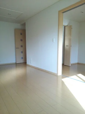 のマンスリーマンション・ウィークリーマンション「カーサ・セレノⅠ 201・洋室(No.1327194)」メイン画像