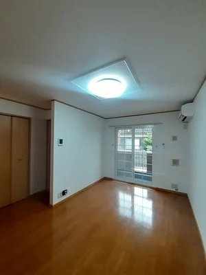 のマンスリーマンション・ウィークリーマンション「ピュール　ジャンＢ 101・洋室(No.1327289)」メイン画像