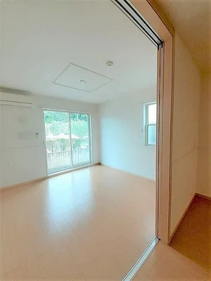 のマンスリーマンション・ウィークリーマンション「サリーチェⅤ 101・洋室(No.1327299)」メイン画像